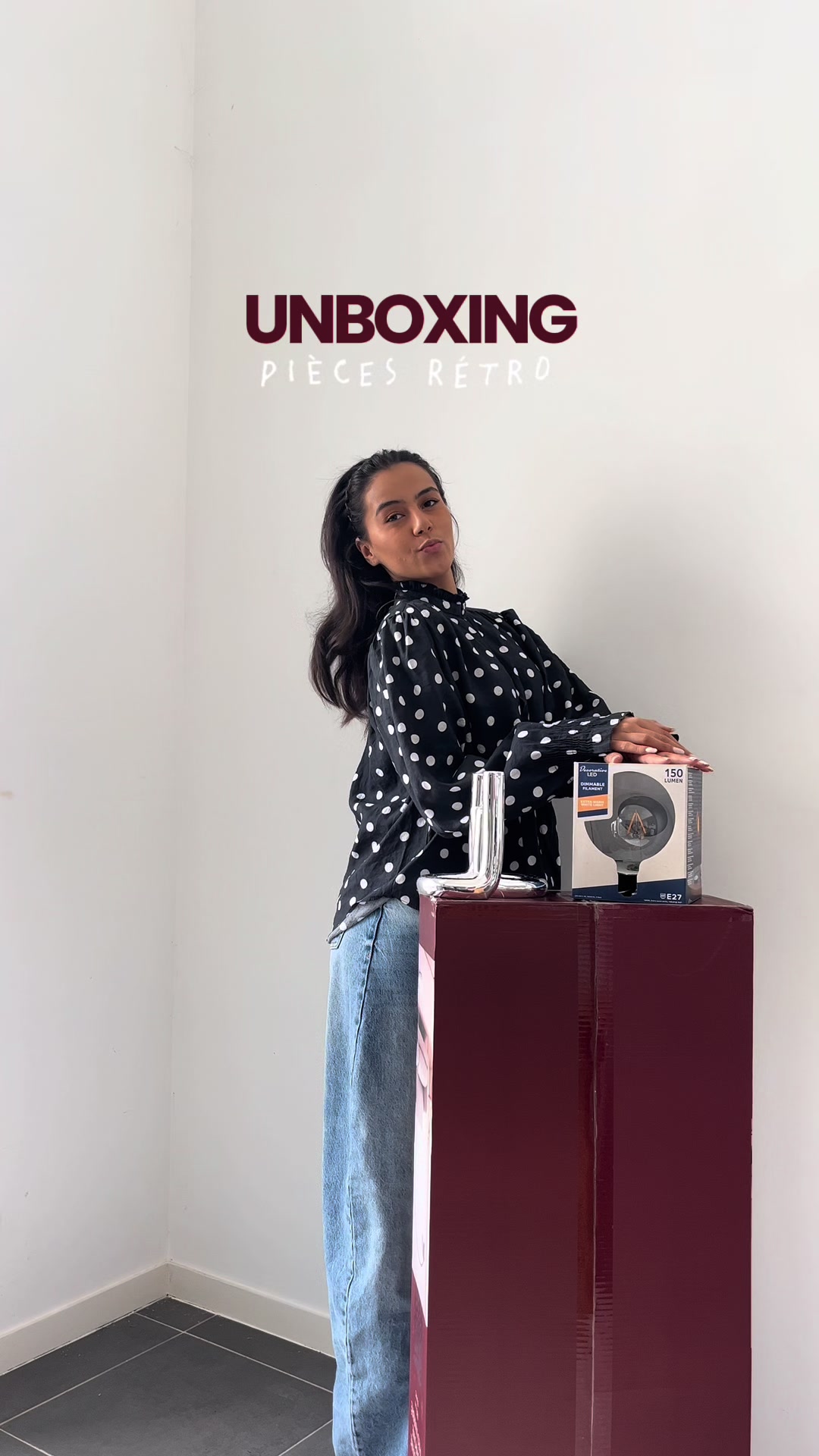 Vidéo UGC de Amel : Nouvelle collection déco rétro, Vidéo TikTok : présentation d'une collection déco