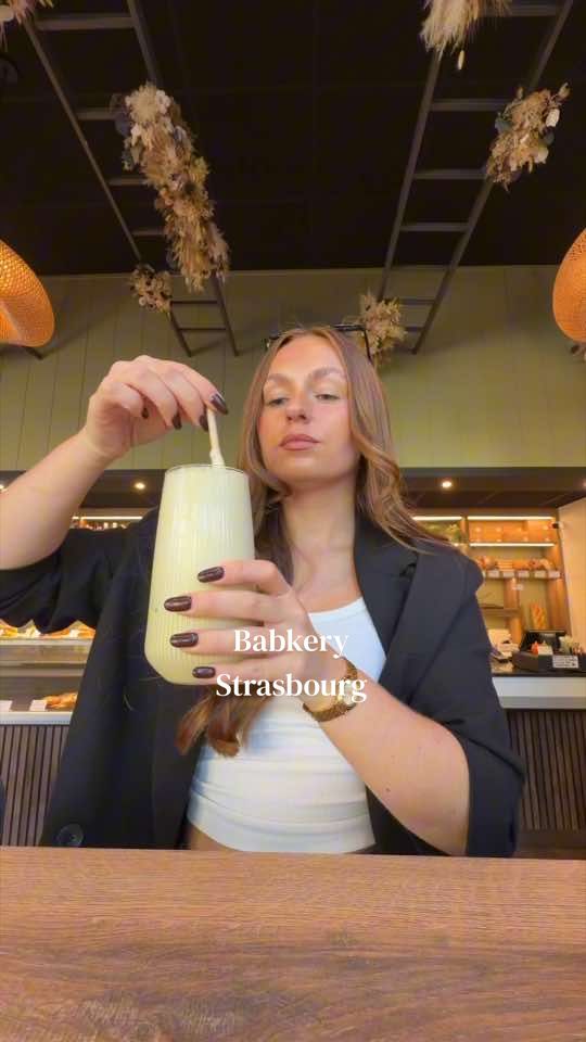Vidéo UGC de Clémence : Café d'automne à Strasbourg, Vidéo TikTok : découverte d'une adresse café