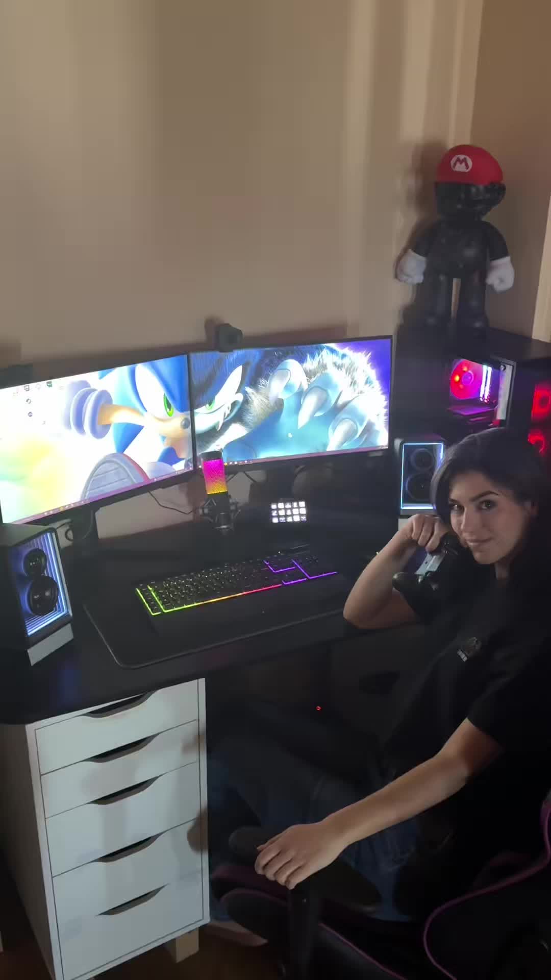 Vidéo UGC de Céline : Haut-parleurs pour setup gaming, Vidéo TikTok : installation et test de haut-parleurs