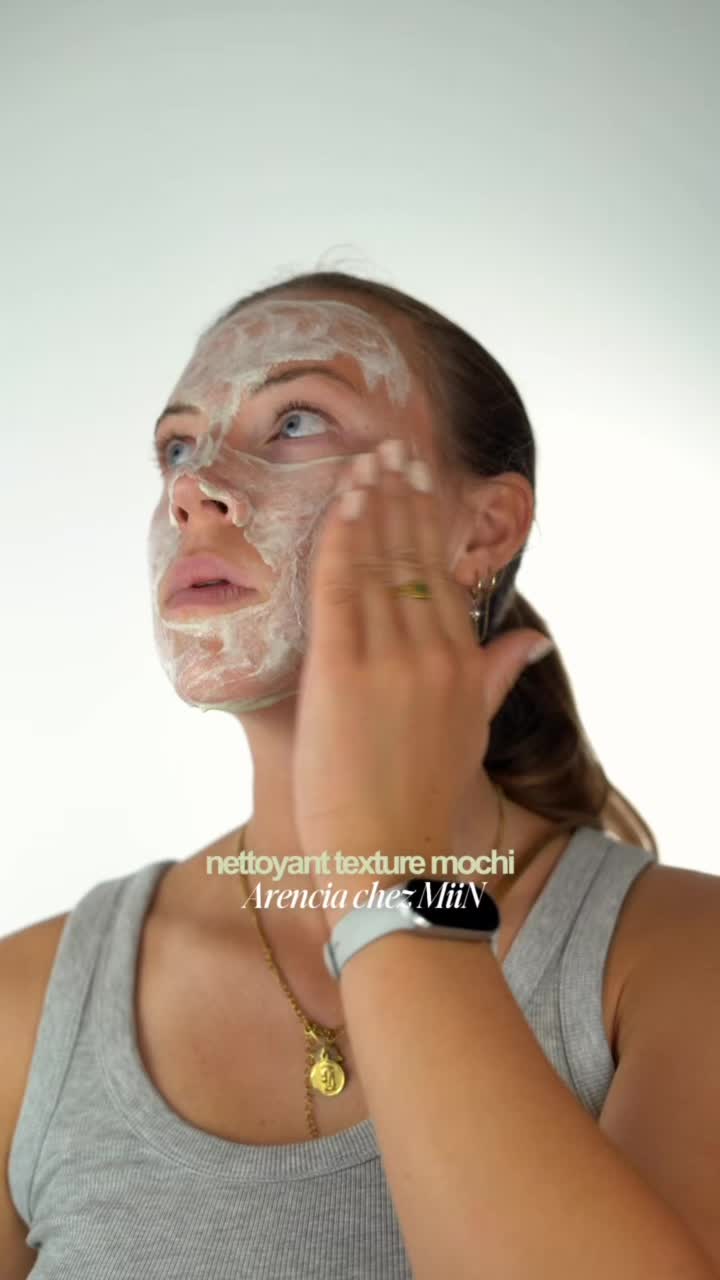 Vidéo UGC de Valentine : Nettoyant visage texture mochi, Vidéo TikTok : routine soin de rentrée