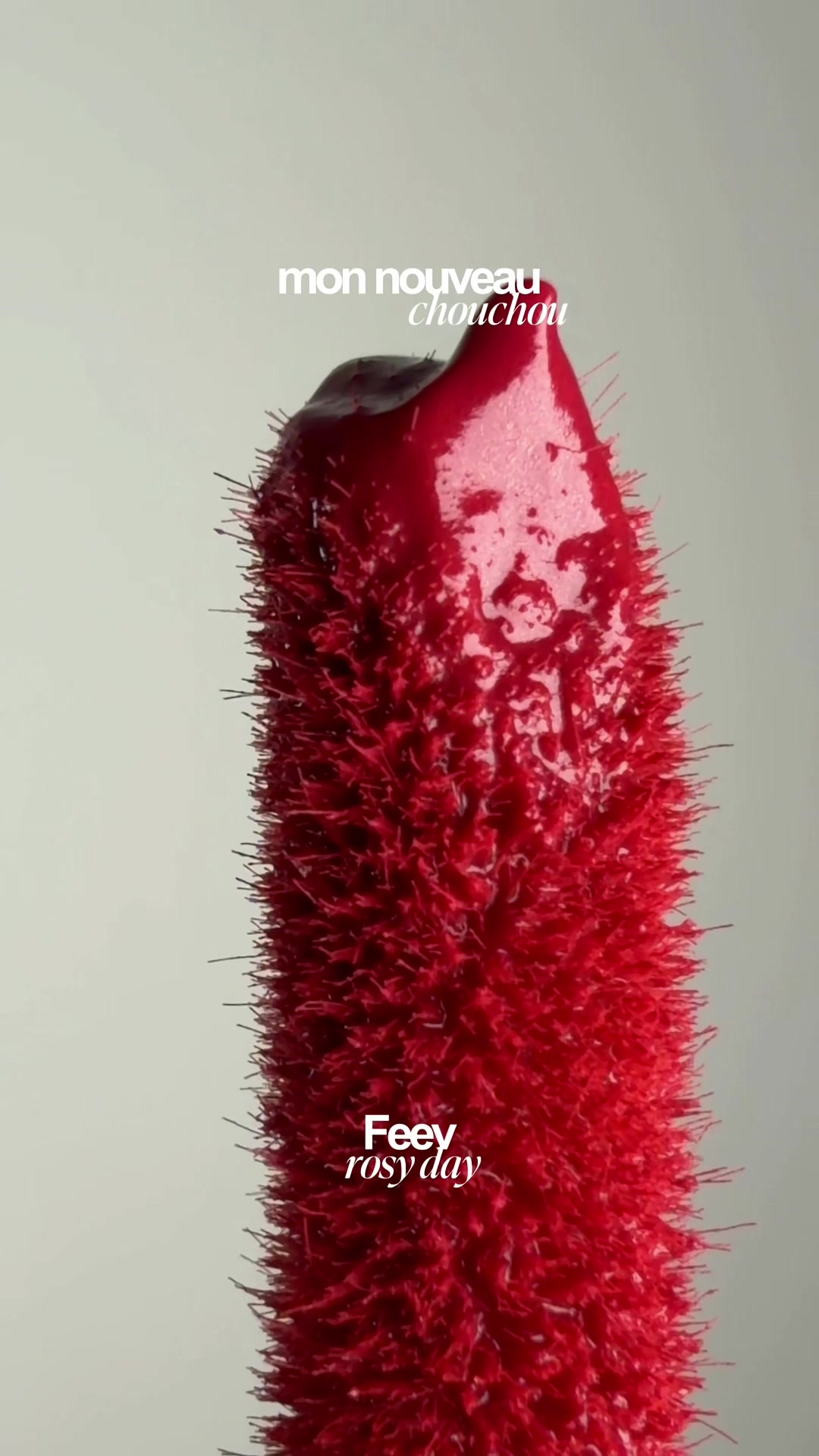 Vidéo UGC de Valentine : Gloss effet flouté, Vidéo TikTok : avis produit maquillage