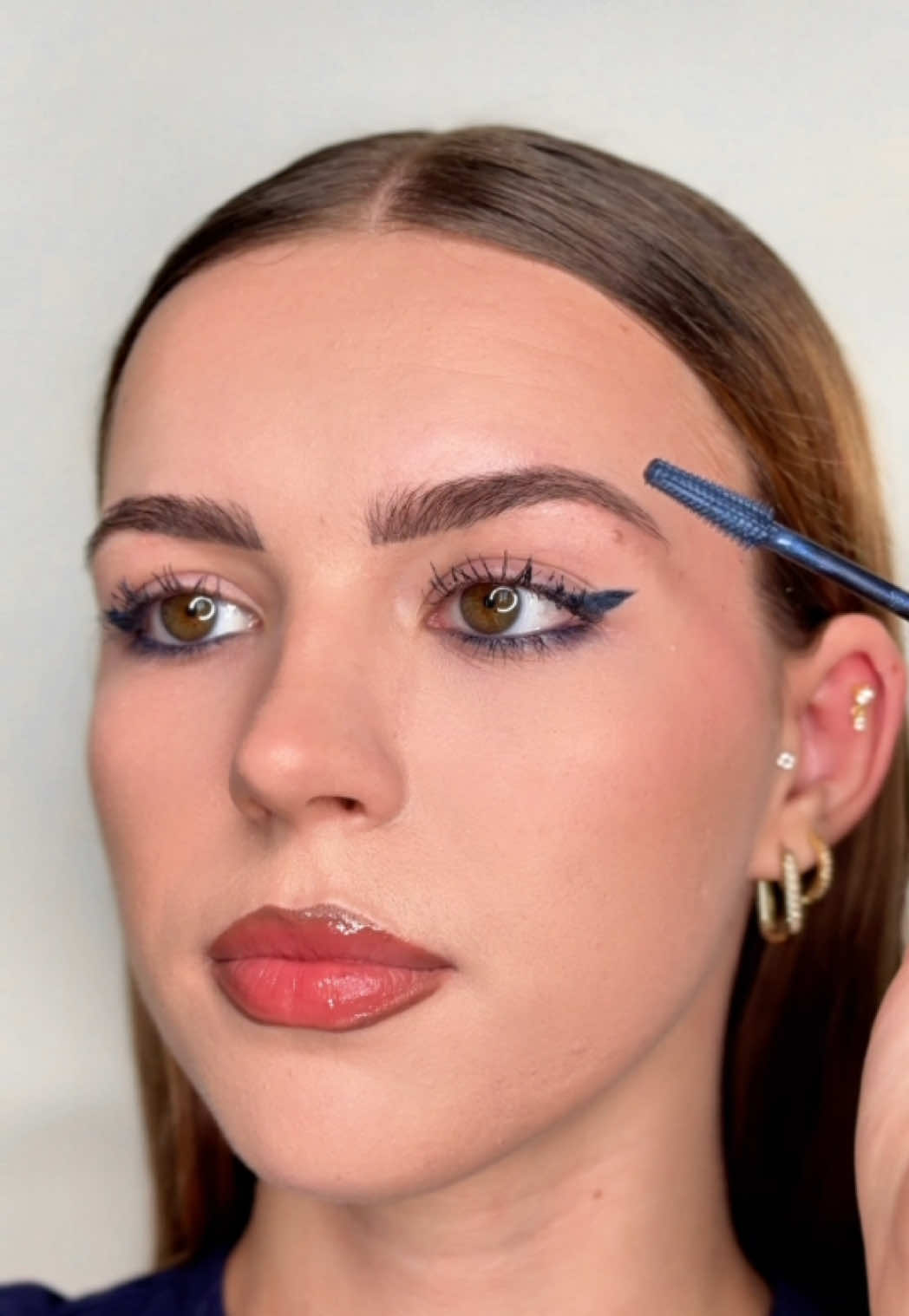 Vidéo UGC de Romane : Maquillage monochrome, Vidéo TikTok : création d'un look maquillage