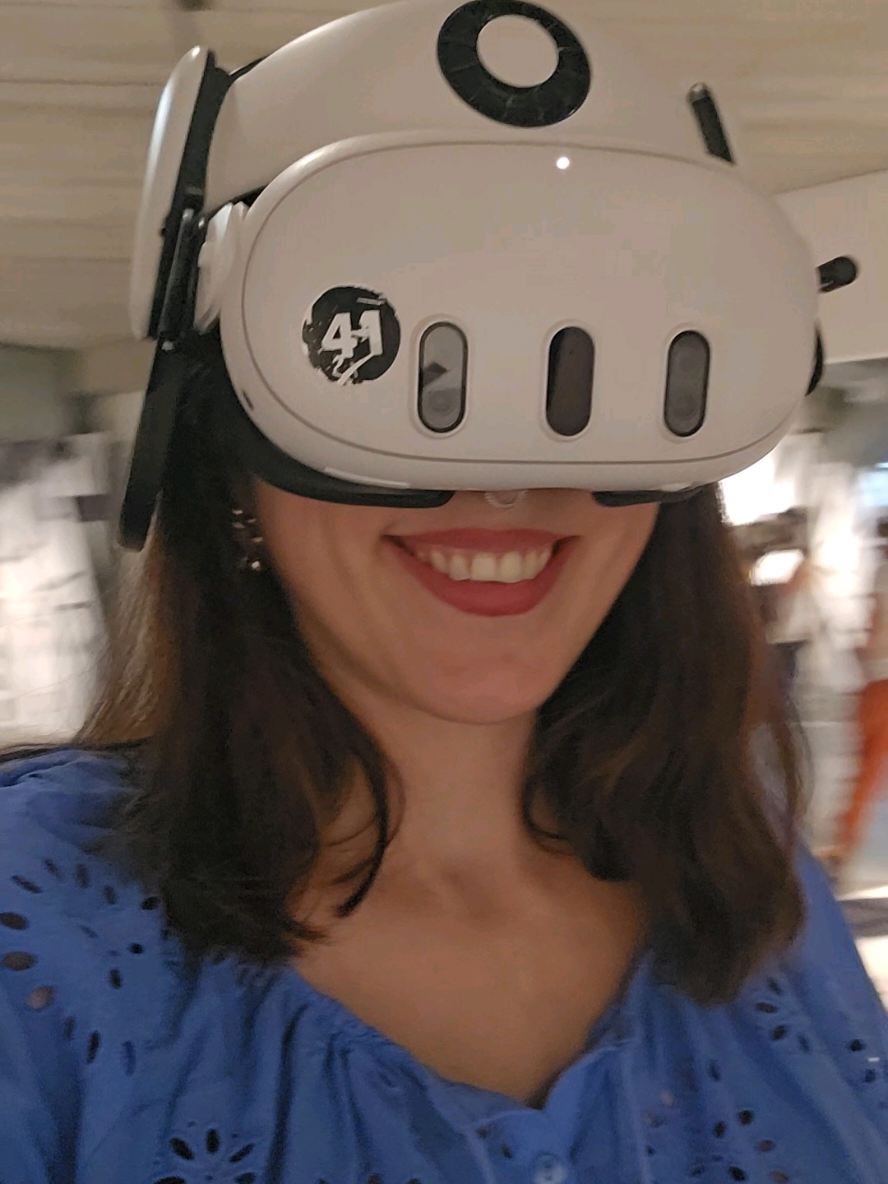 Vidéo UGC de Emma : Expérience en réalité virtuelle, Vidéo TikTok : test d’une sortie immersive