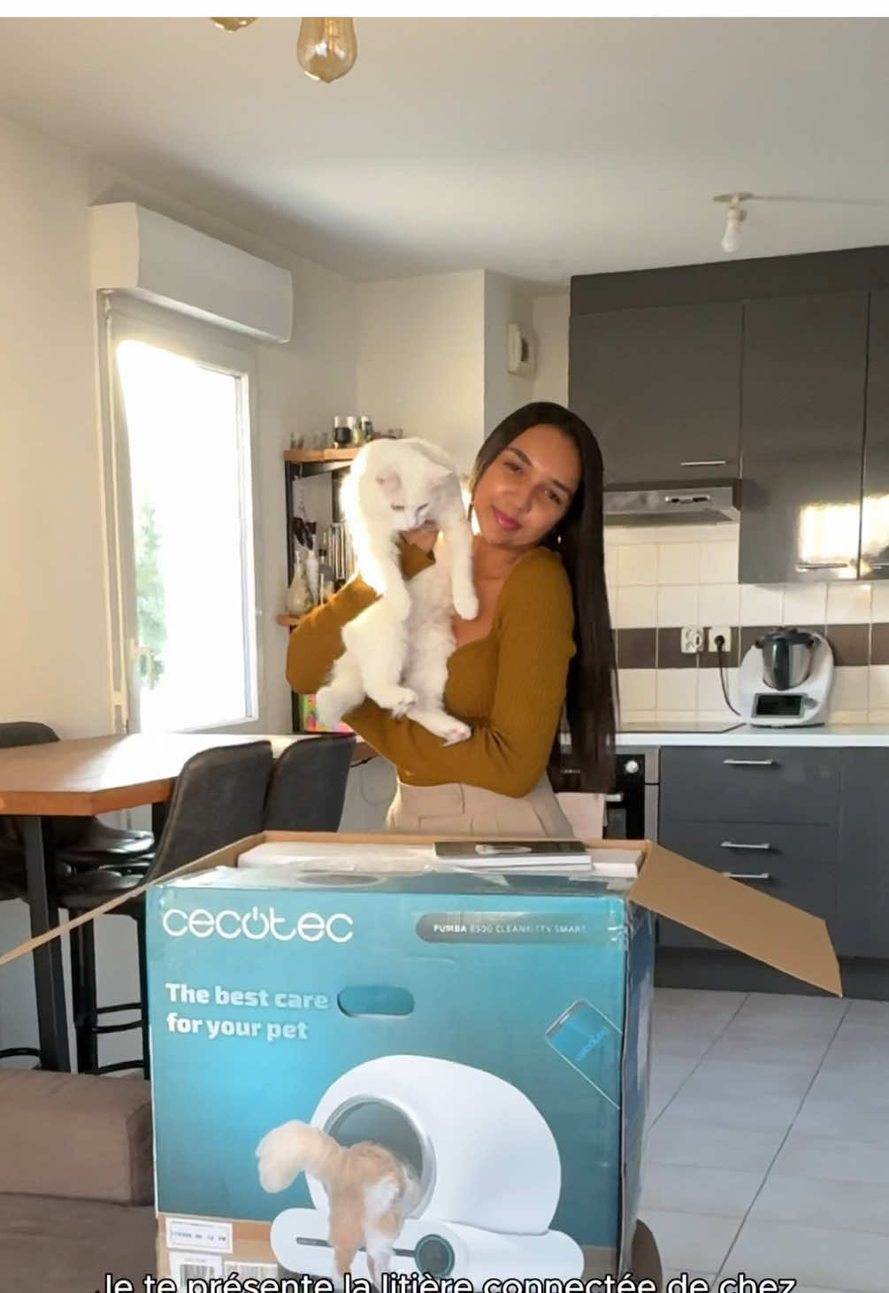 Vidéo UGC de Marie-Flora : Litière automatique, Vidéo TikTok : démonstration d’un équipement pour chat