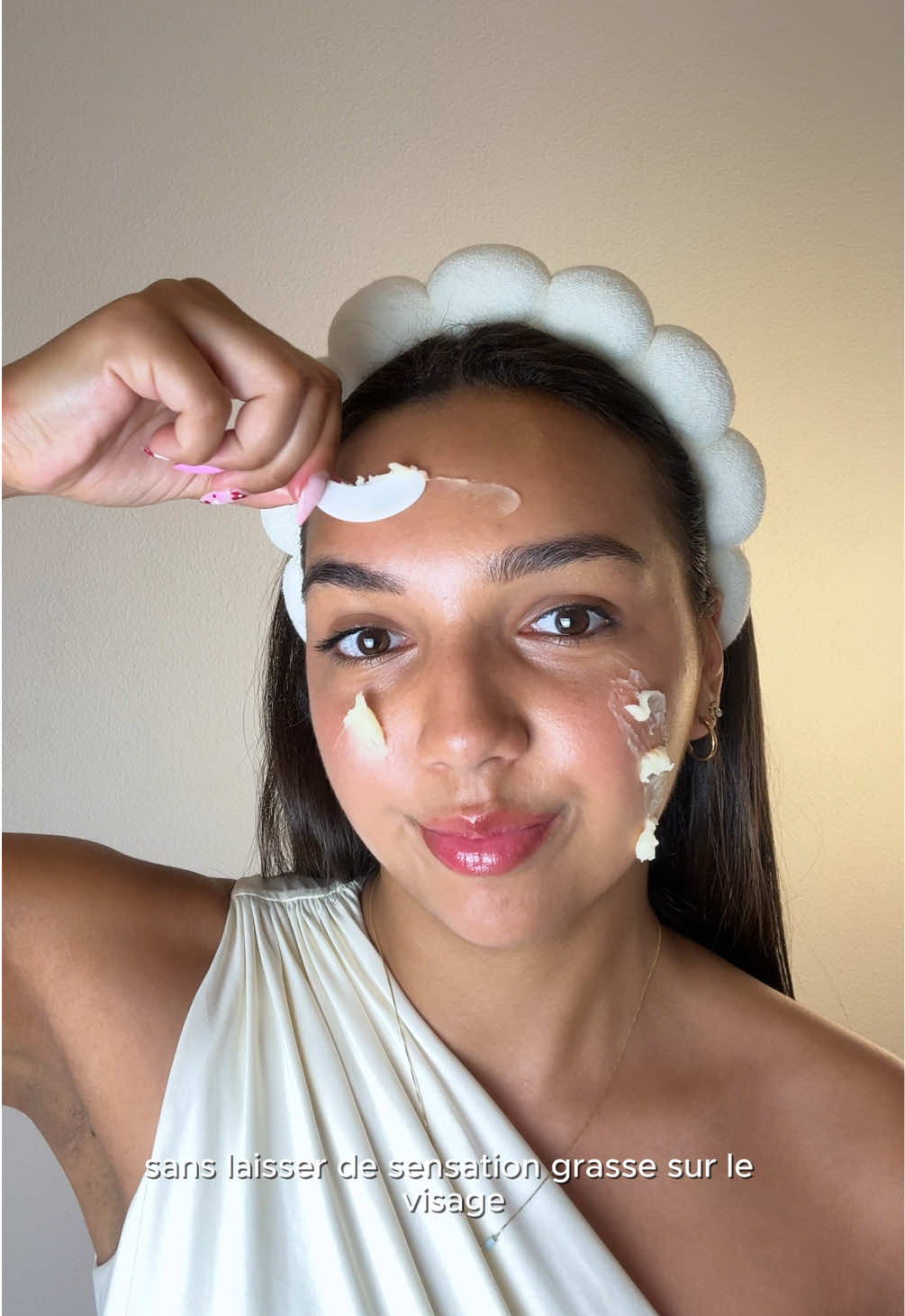 Vidéo UGC de Marie-Flora : Baume démaquillant, Vidéo TikTok : texture d’un soin nettoyant en gros plan