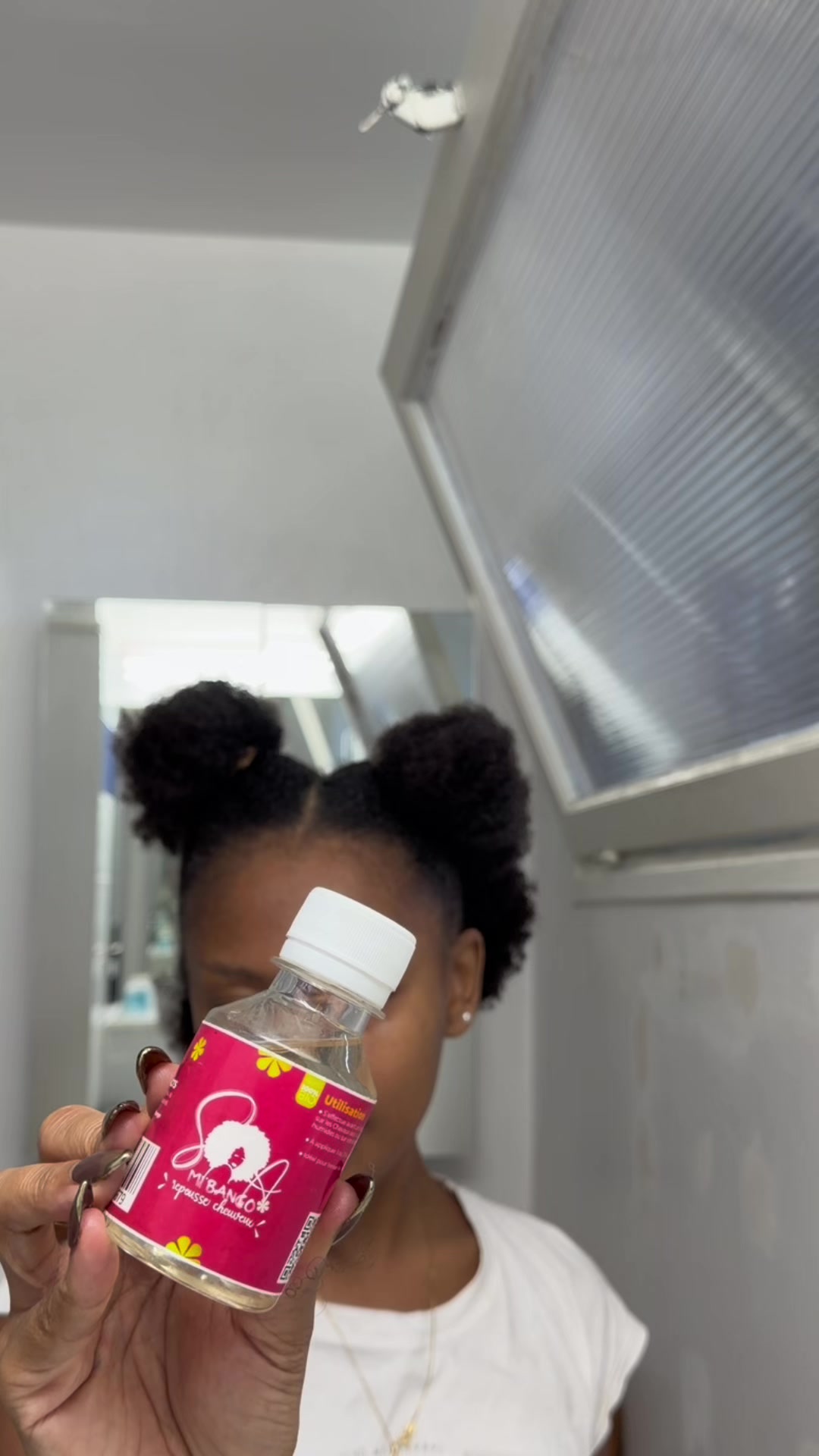 Vidéo UGC de Briaela : Soins pour cheveux crépus, Vidéo TikTok : wash day, application et résultat